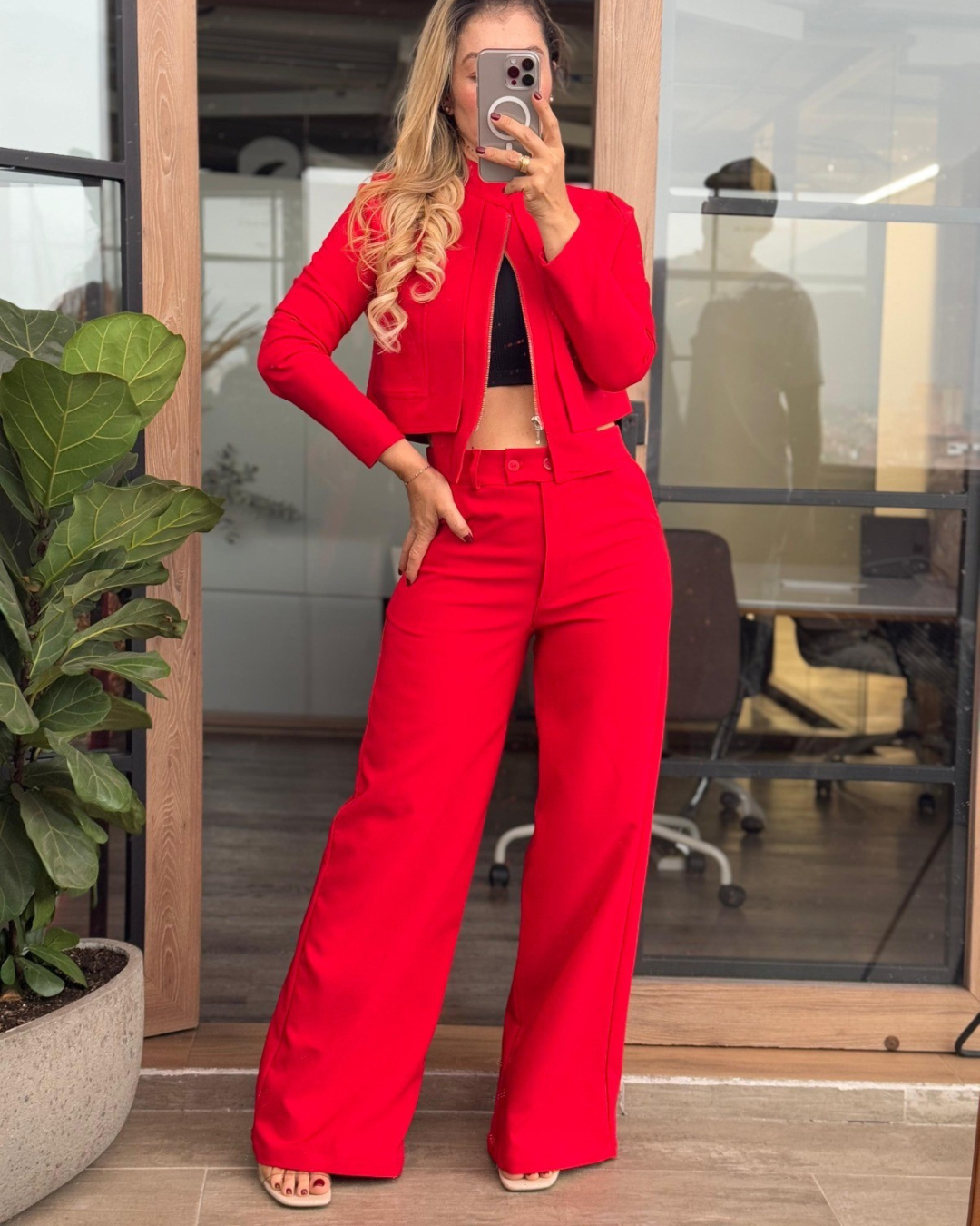 CONJUNTO CHAQUETA Y PANTALON