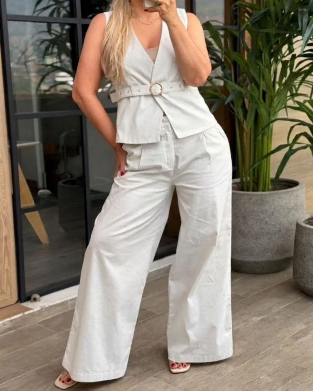 CONJUNTO CHALECO Y PANTALON