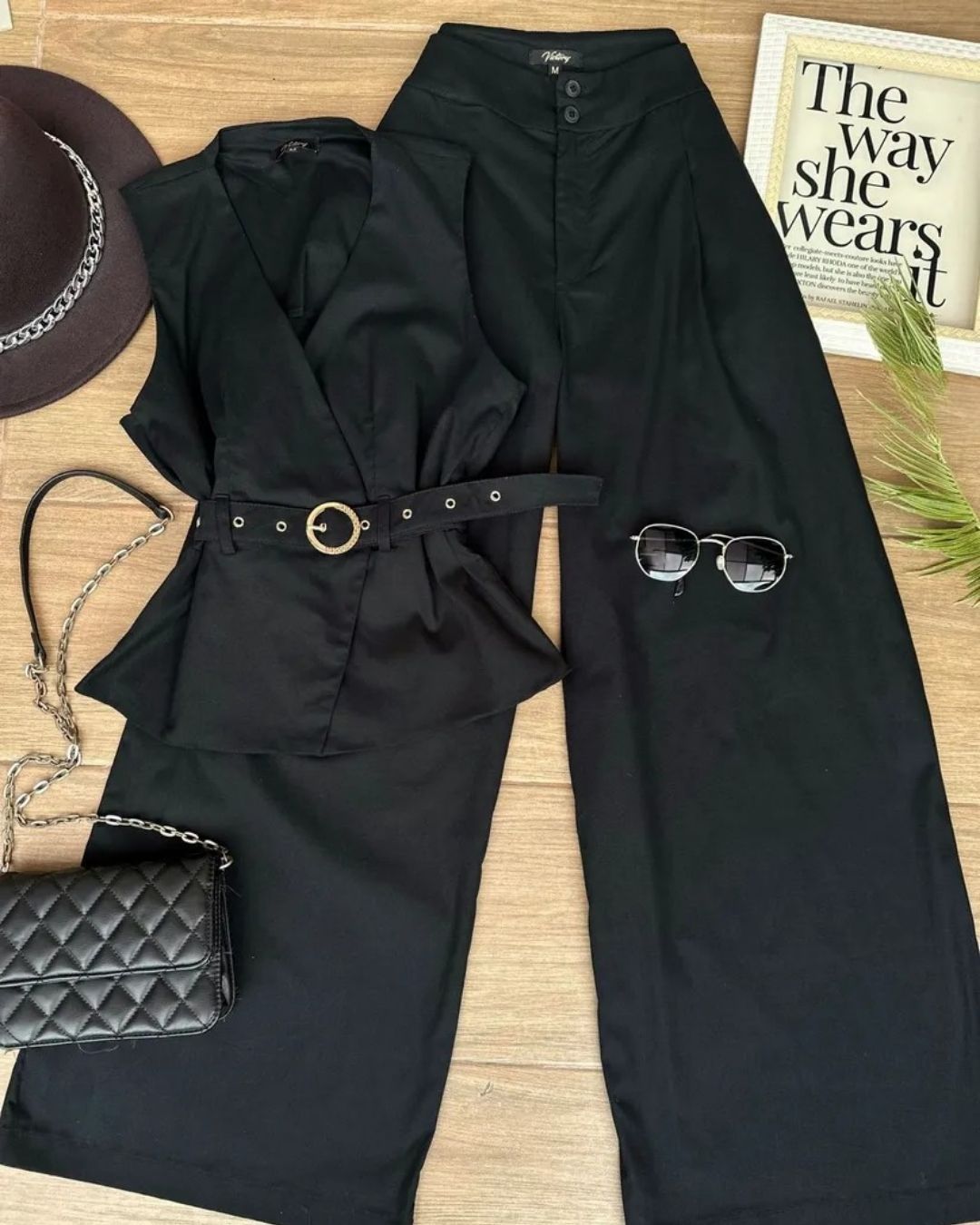CONJUNTO CHALECO Y PANTALON