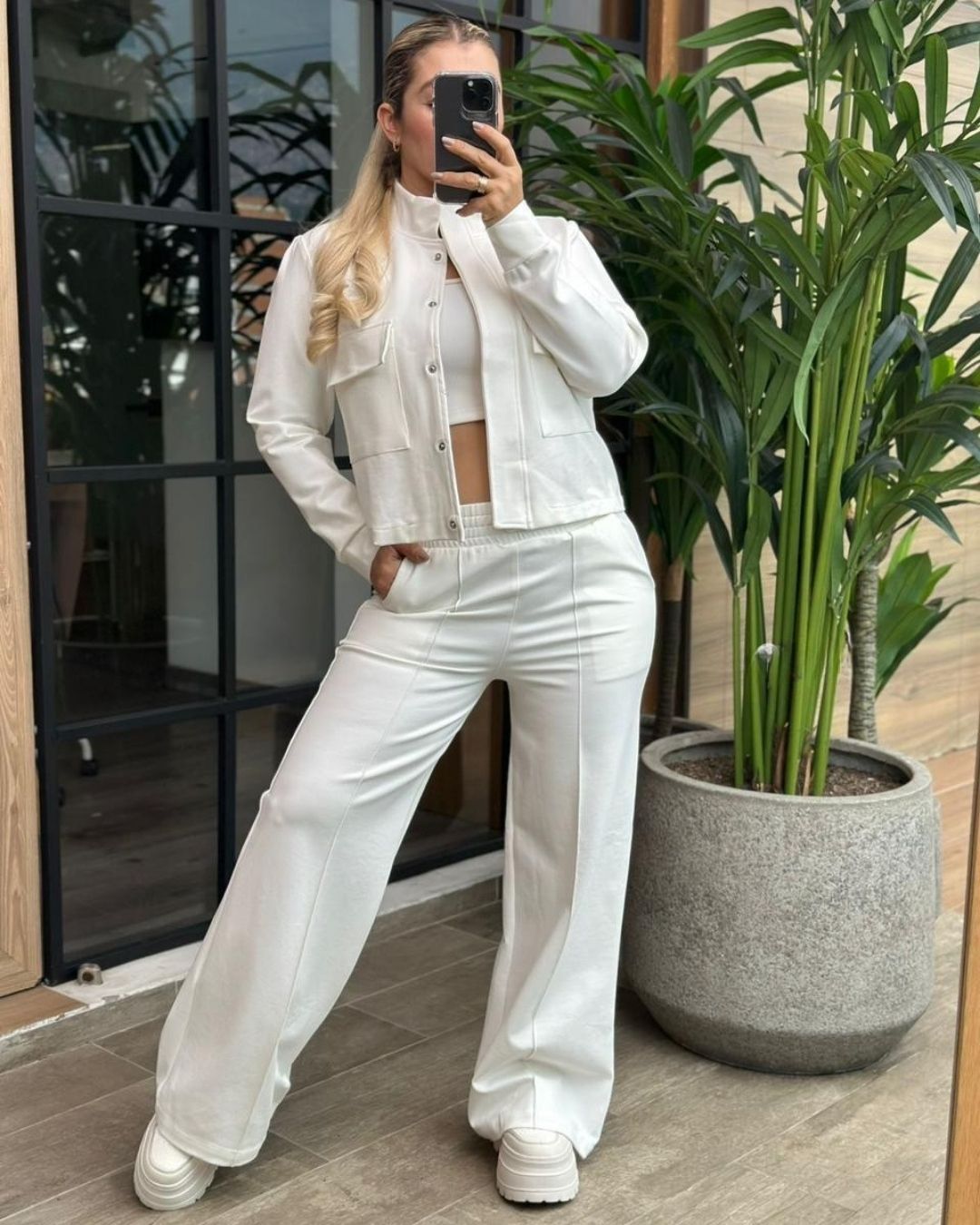 CONJUNTO CHAQUETA Y PANTALON