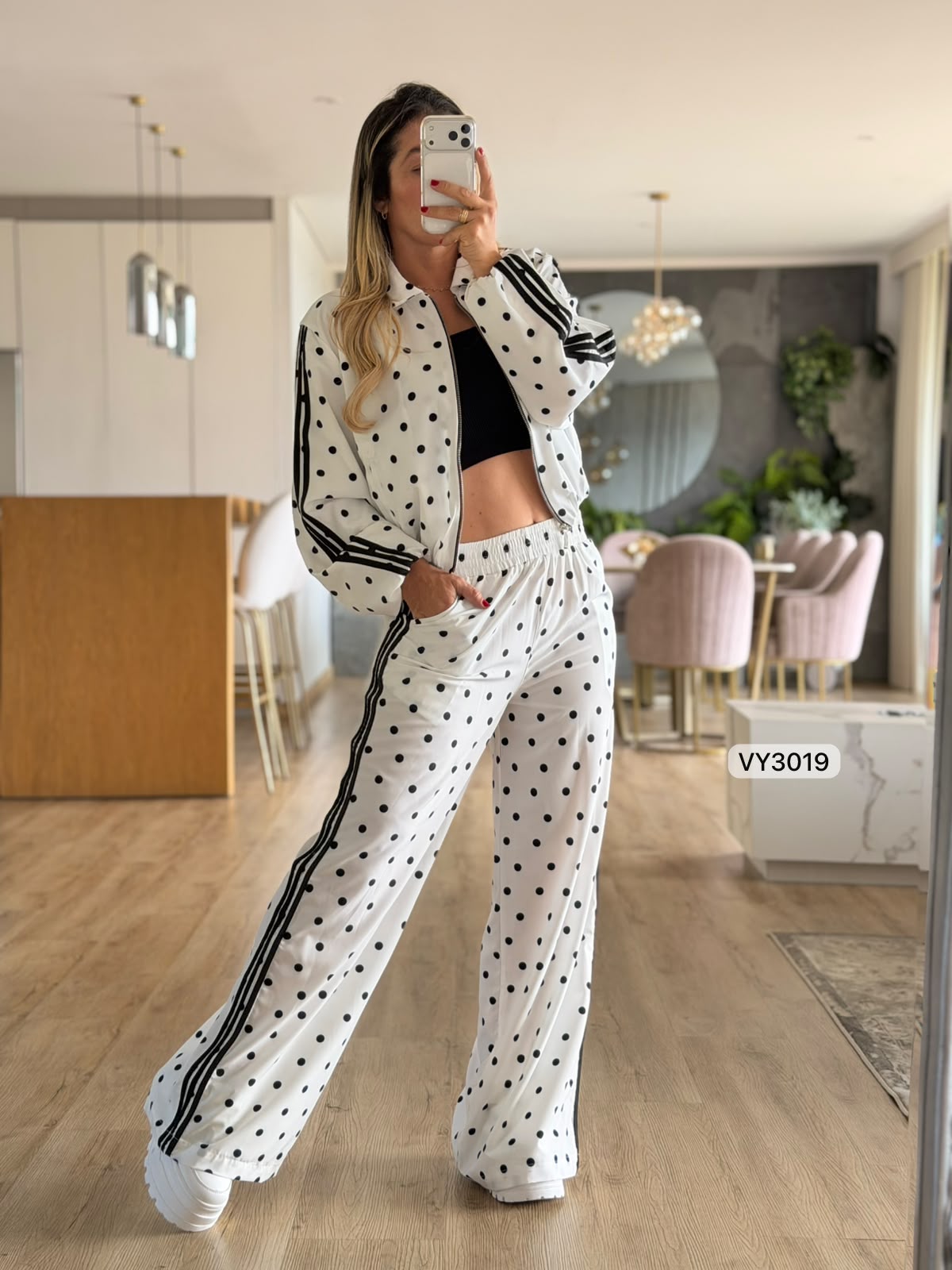 CONJUNTO CHAQUETA Y PANTALON LUNARES