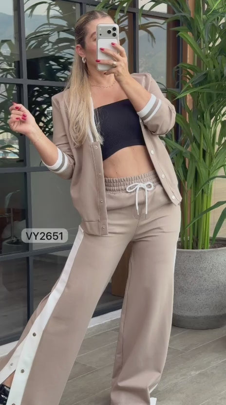 CONJUNTO CHAQUETA Y PANTALON